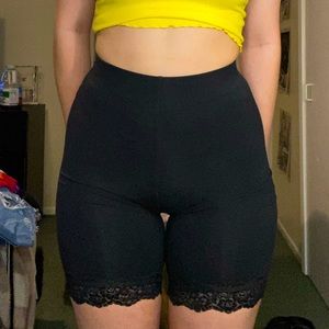 BIKER SHORTS